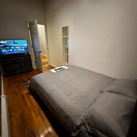 Cozy Townhouse In Harlem Daire New York Dış mekan fotoğraf